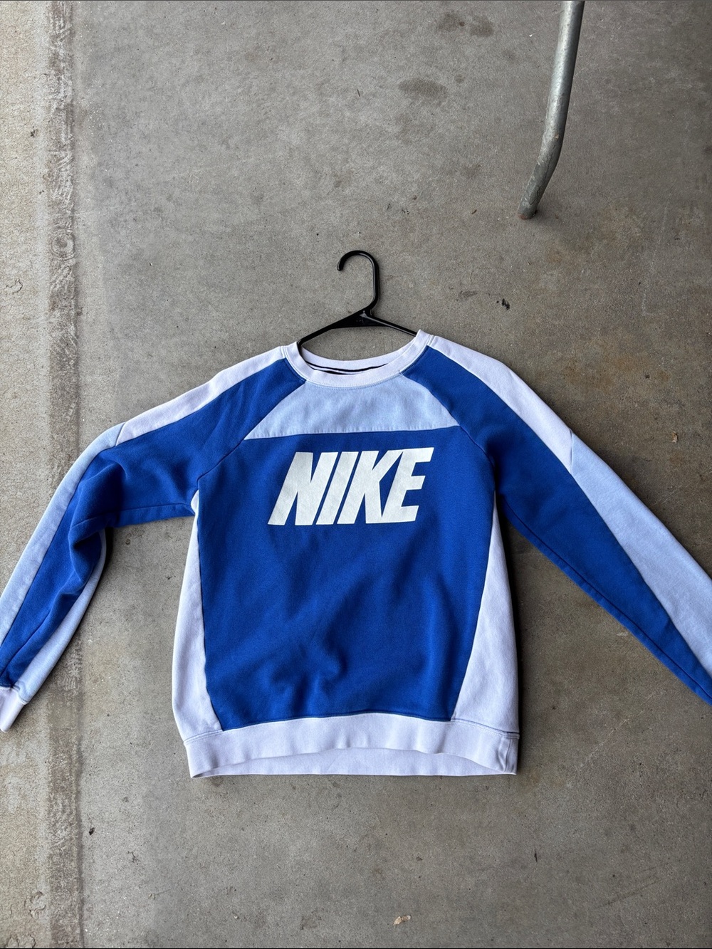 Nike Royal Blue and White Colorblock Crewneck Sweatshirt